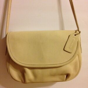 Coach vintage cream white cross body bag pleated